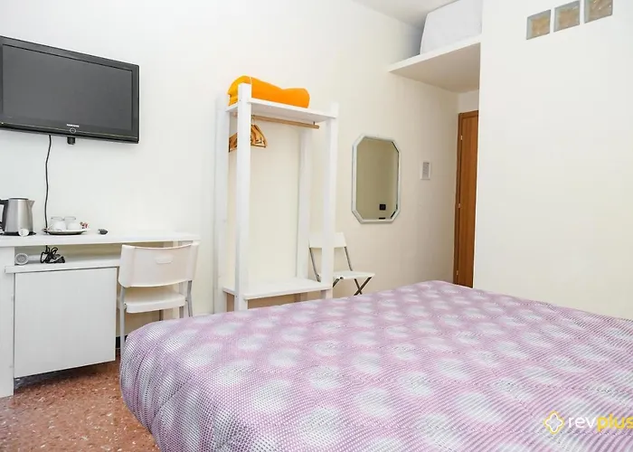 Lia 3 Πανσιόν