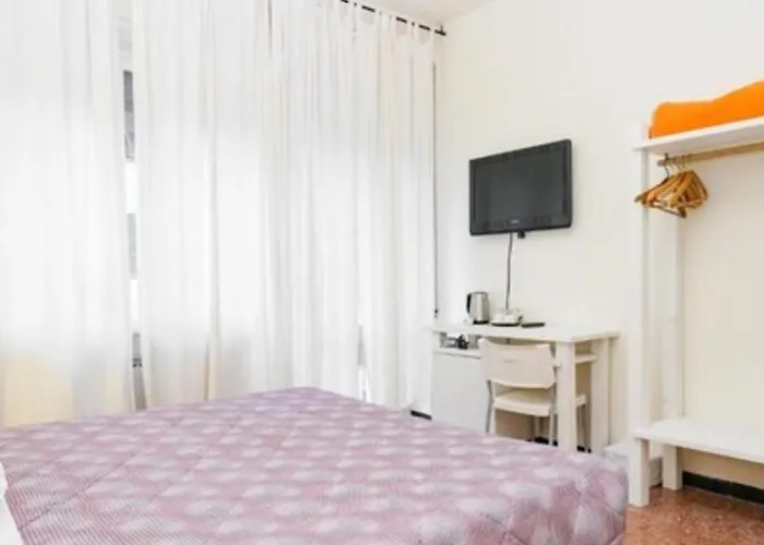 Lia 3 * لا سبيتسْيا